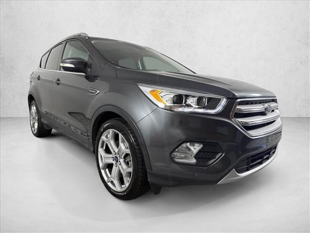 Gray (Magnetic Metallic) 2017 Ford Escape SUV / Crossover Front-Wheel Drive 6-Speed Automatic