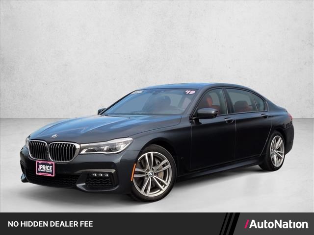 Singapore Gray Metallic 2019 BMW 7 Series Sedan All-Wheel Drive 8-Speed Automatic