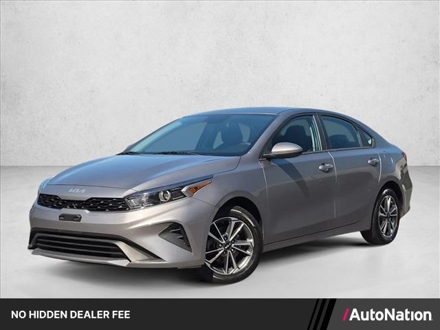  2023 Kia Forte LXS FWD   
