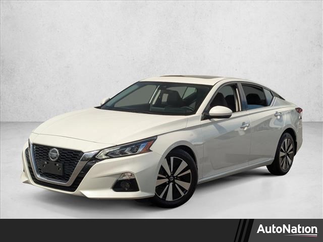 Pearl White Tricoat 2021 Nissan Altima 2.5 SL FWD Sedan Front-Wheel Drive Automatic