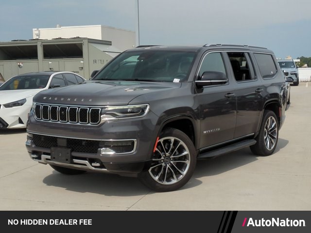 Baltic Gray Metallic Clearcoat 2024 Jeep Wagoneer SUV / Crossover Four-Wheel Drive 8-Speed Automatic