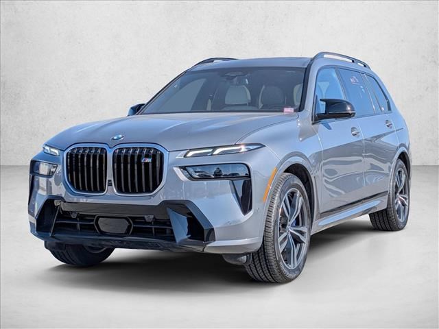 2025 BMW X7 M60i AWD
