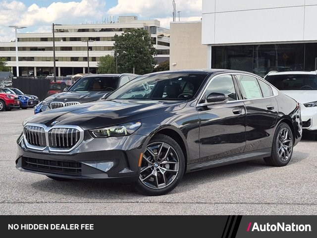 Gray (Dark Graphite Metallic) 2027 BMW 5 Series Sedan All-Wheel Drive Automatic