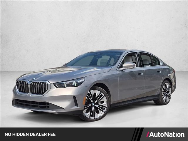Gray (Oxide Grey) 2026 BMW 5 Series Sedan All-Wheel Drive 8-Speed Automatic