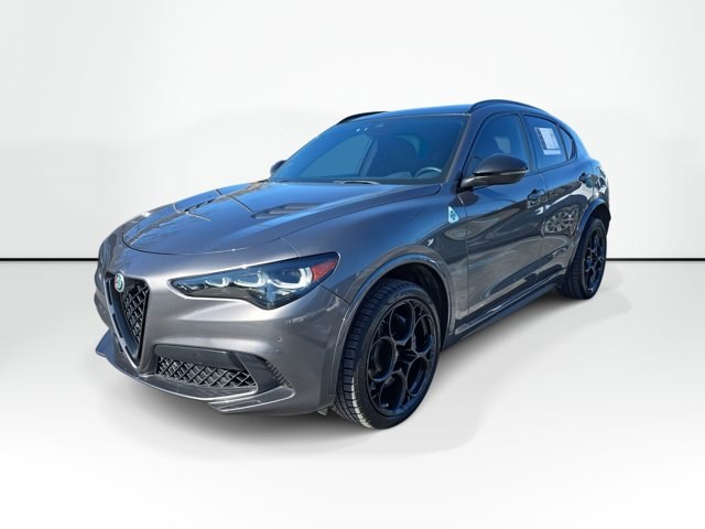 2024 Alfa Romeo Stelvio Quadrifoglio Carbon AWD