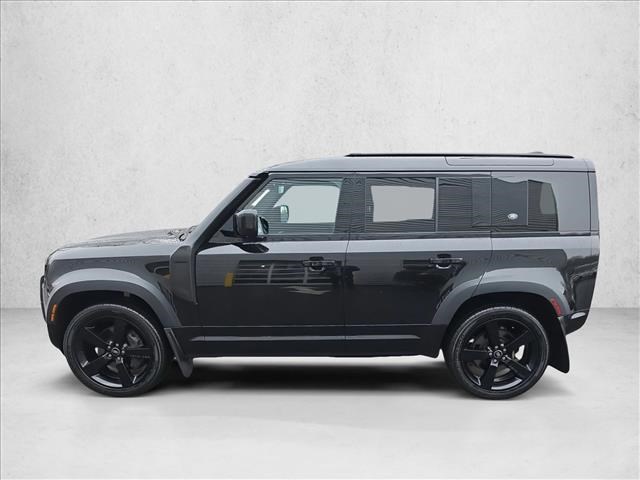 2022 Land Rover Defender 110 X-Dynamic SE AWD