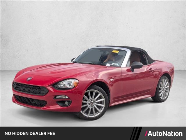 Hypnotique Red 2018 FIAT 124 Spider Convertible Rear-Wheel Drive 6-Speed Automatic