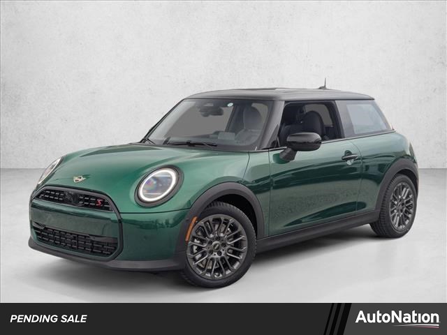 British Racing Green Iv Met 2026 MINI Cooper Hatchback Front-Wheel Drive 7-Speed Automatic