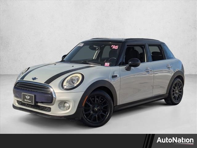 2016 MINI Cooper