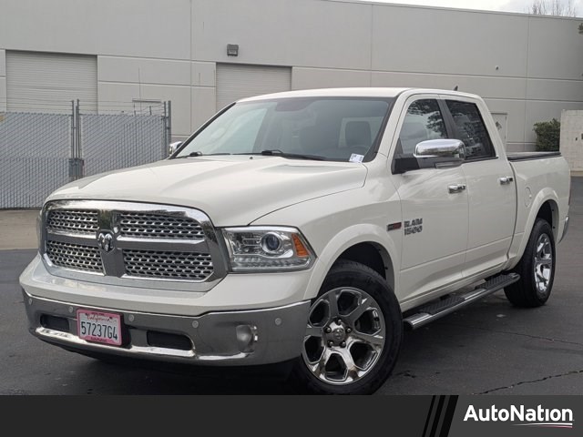 2018 RAM 1500 Laramie Crew Cab 4WD