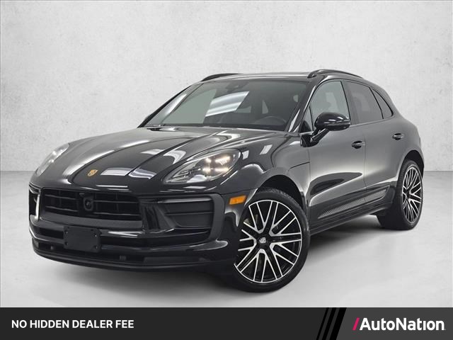 2022 Porsche Macan AWD