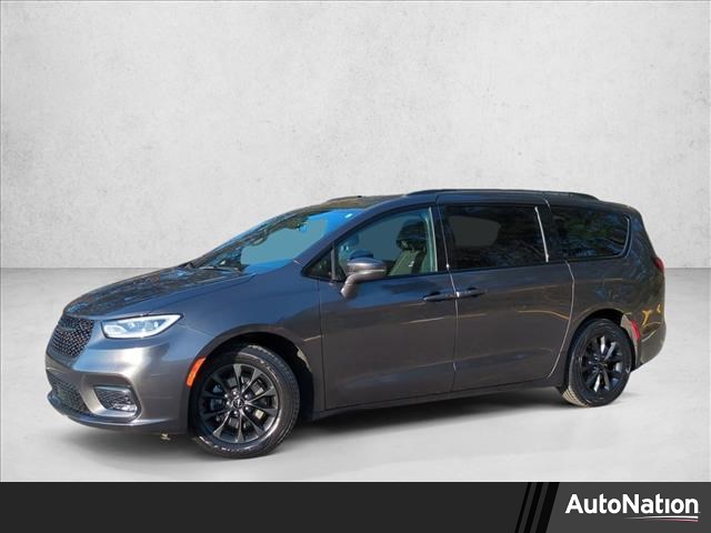 2021 Chrysler Pacifica Touring FWD