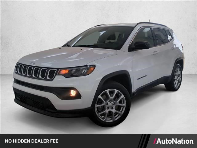 Bright White Clearcoat 2023 Jeep Compass Latitude Lux 4WD SUV / Crossover Four-Wheel Drive 8-Speed Automatic