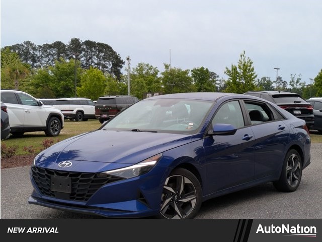 Intense Blue 2023 Hyundai Elantra SEL FWD Sedan Front-Wheel Drive Automatic
