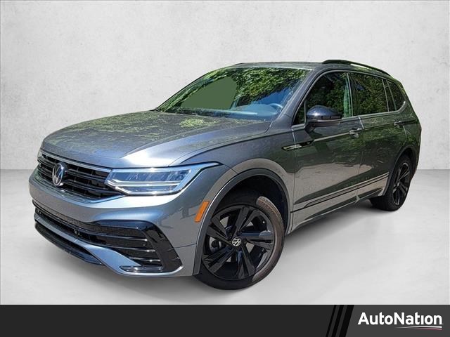 Platinum Gray Metallic 2024 Volkswagen Tiguan SE R-Line Black 4Motion SUV / Crossover All-Wheel Drive 8-Speed Automatic