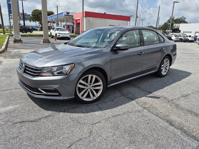 Silver 2019 Volkswagen Passat Sedan Front-Wheel Drive 6-Speed Automatic