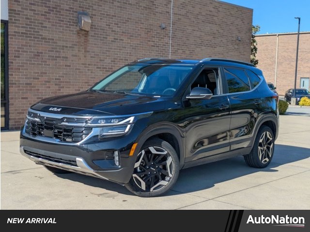 Fusion Black 2024 Kia Seltos SX AWD SUV / Crossover All-Wheel Drive Automatic