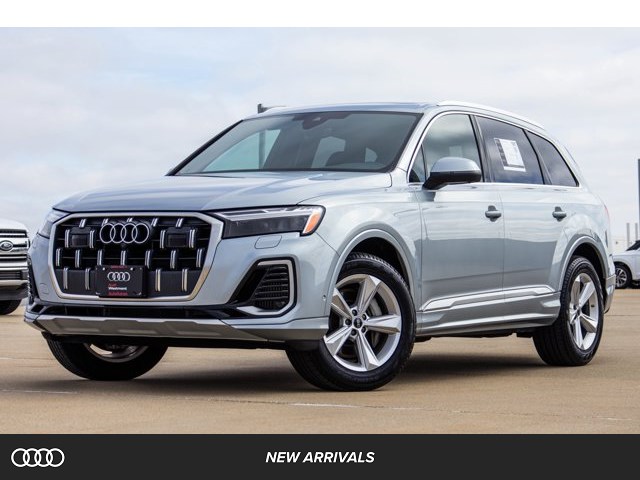 Satellite Silver Metallic 2025 Audi Q7 quattro Premium 55 TFSI SUV / Crossover All-Wheel Drive Automatic