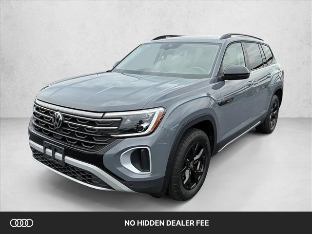 Pure Gray 2024 Volkswagen Atlas SUV / Crossover All-Wheel Drive 8-Speed Automatic