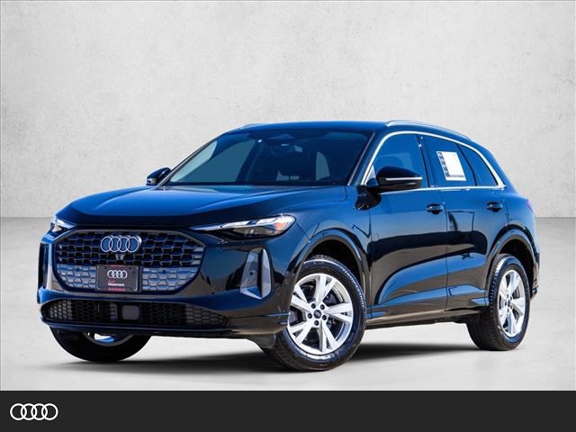 Mythos Black Metallic 2025 Audi Q5 quattro Premium 40 TFSI SUV / Crossover All-Wheel Drive Automatic