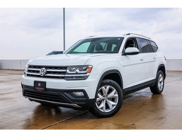 Pure White 2018 Volkswagen Atlas 2.0T SE with Technology SUV / Crossover Front-Wheel Drive 8-Speed Automatic