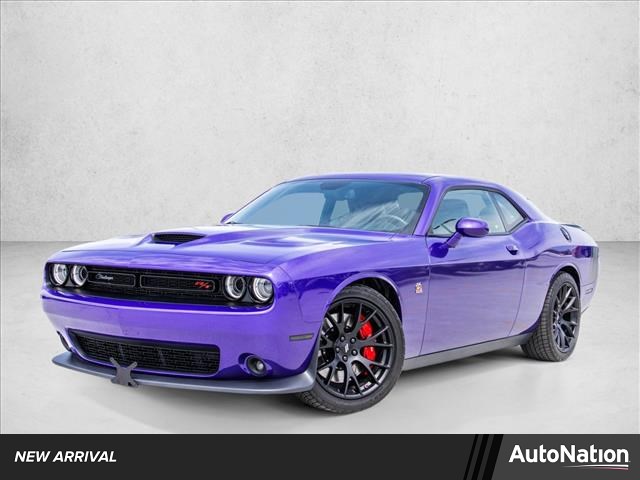 Purple (Plum Crazy Pearlcoat) 2019 Dodge Challenger R/T Scat Pack RWD Coupe Rear-Wheel Drive 6-Speed Manual
