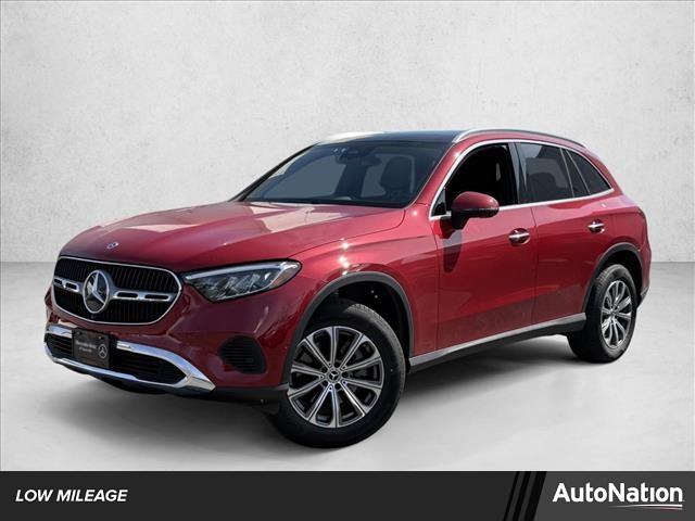 Manufaktur Patagonia Red Metallic 2026 Mercedes-Benz GLC 300 4MATIC SUV / Crossover All-Wheel Drive Automatic