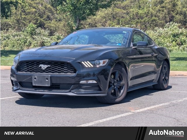 2016 Ford Mustang V6 Coupe RWD