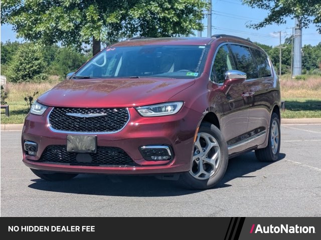 Velvet Red Pearlcoat 2022 Chrysler Pacifica Limited AWD Minivan All-Wheel Drive 9-Speed Automatic