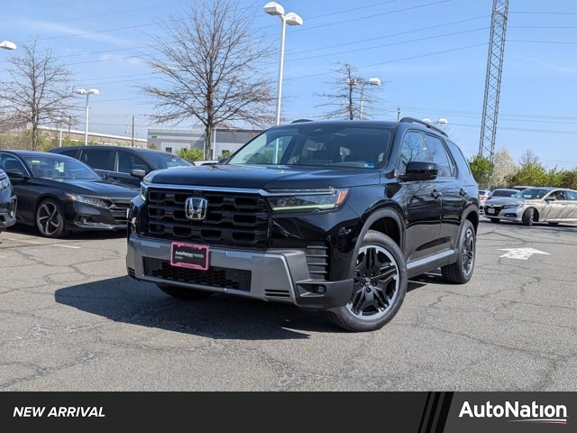 Crystal Black Pearl 2026 Honda Pilot Touring AWD SUV / Crossover All-Wheel Drive Automatic