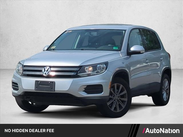 Reflex Silver Metallic 2014 Volkswagen Tiguan SUV / Crossover Front-Wheel Drive 6-Speed Automatic