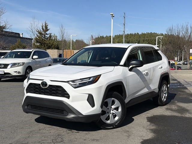 2025 Toyota RAV4 LE AWD