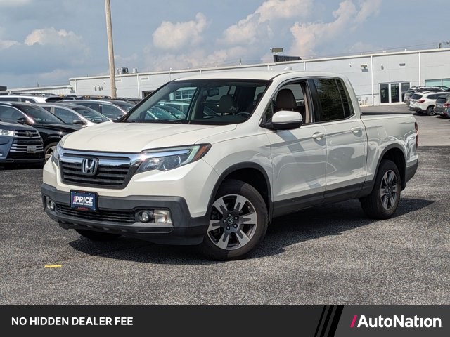 White 2017 Honda Ridgeline Pickup Truck All-Wheel Drive 6-Speed Automatic