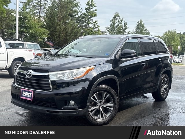 Midnight Black Metallic 2016 Toyota Highlander SUV / Crossover All-Wheel Drive Automatic