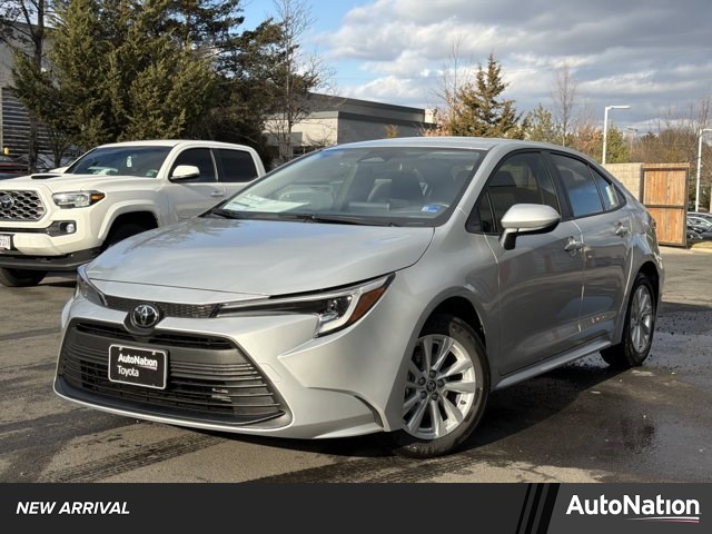 2026 Toyota Corolla Hybrid LE FWD