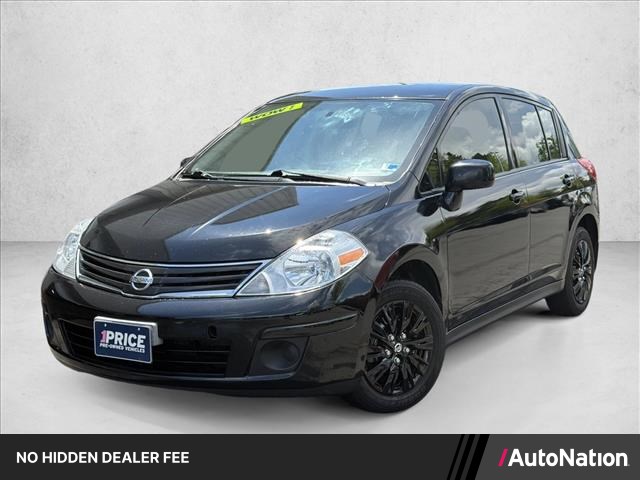2011 Nissan Versa 1.8 S Hatchback