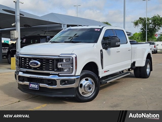 Star White Metallic Tri-Coat 2024 Ford F-350 Super Duty Lariat Crew Cab LB DRW 4WD Pickup Truck Four-Wheel Drive Automatic