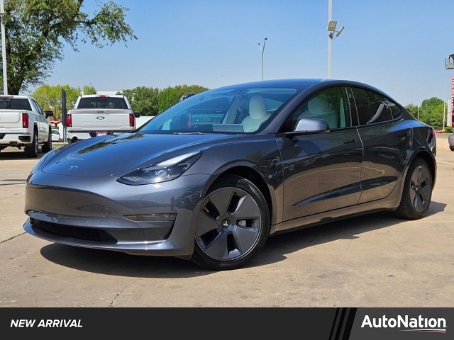 2022 Tesla Model 3 RWD