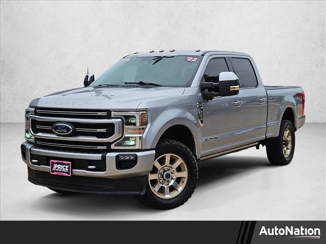 Iconic Silver Metallic 2022 Ford F-250 Super Duty Platinum Crew Cab 4WD Pickup Truck Four-Wheel Drive Automatic