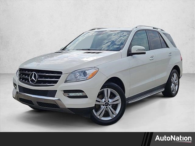 Arctic White 2013 Mercedes-Benz M-Class ML 350 SUV / Crossover Rear-Wheel Drive Automatic