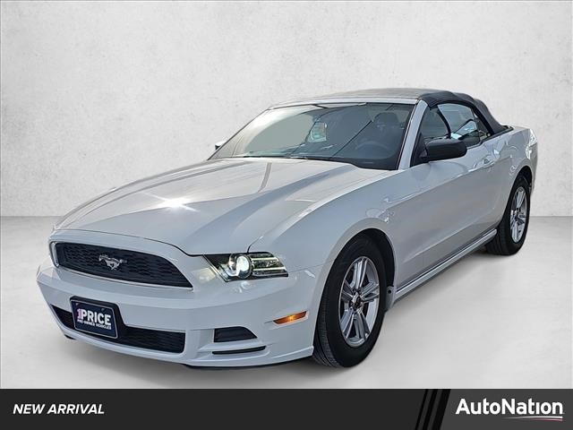 2014 Ford Mustang V6 Convertible RWD