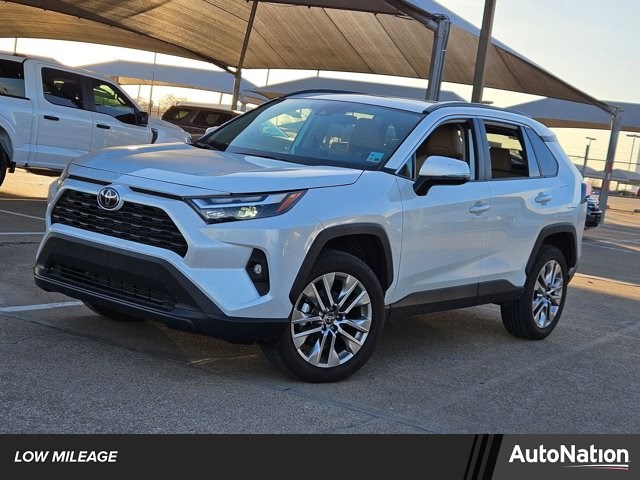 2025 Toyota RAV4 XLE Premium FWD