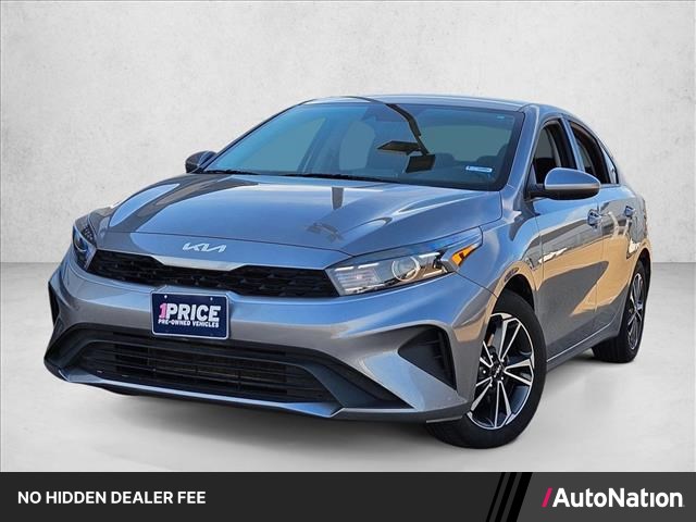2024 Kia Forte LXS FWD