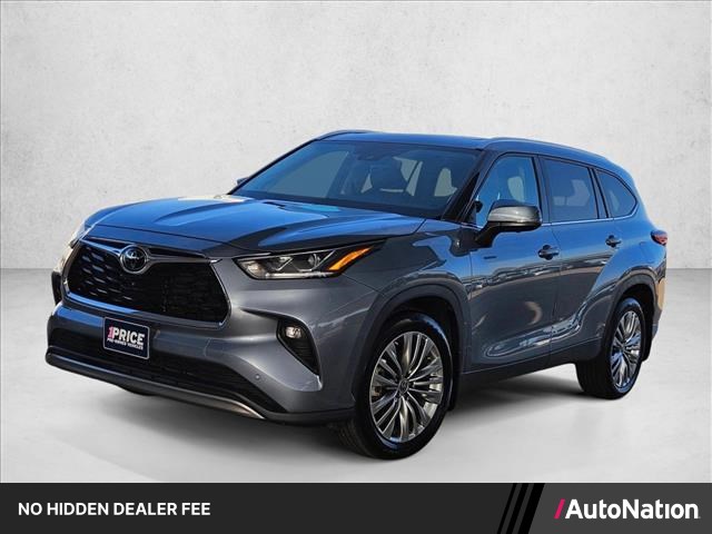 Moon Dust 2023 Toyota Highlander SUV / Crossover All-Wheel Drive Automatic