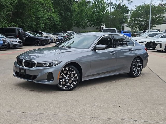 Gray (Skyscraper Grey Metallic) 2025 BMW 3 Series 330i RWD Sedan Rear-Wheel Drive Automatic