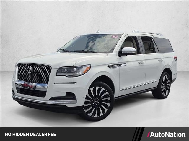 Pristine White Metallic Tri-Coat 2022 Lincoln Navigator SUV / Crossover Four-Wheel Drive Automatic