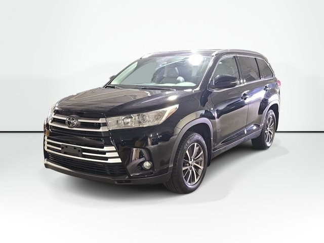 Midnight Black Metallic 2019 Toyota Highlander XLE AWD SUV / Crossover All-Wheel Drive Automatic