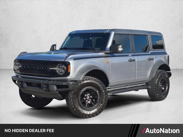 Iconic Silver Metallic 2023 Ford Bronco SUV / Crossover Four-Wheel Drive Automatic