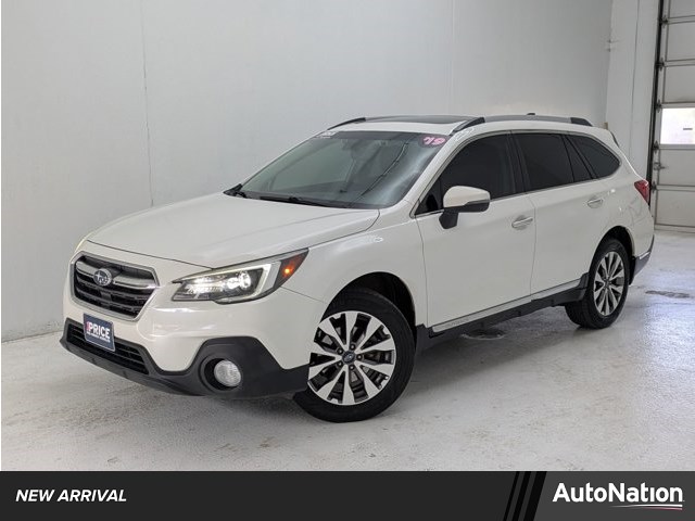 Crystal White Pearl 2019 Subaru Outback 2.5i Touring AWD Wagon All-Wheel Drive Automatic