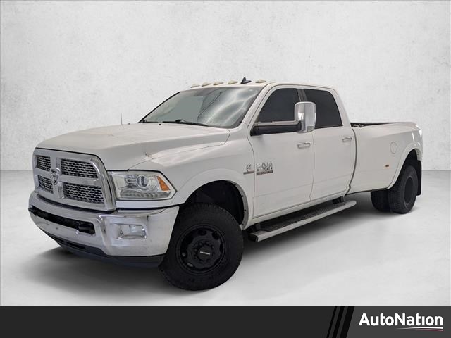 2015 RAM 3500 Laramie Crew Cab LB DRW 4WD